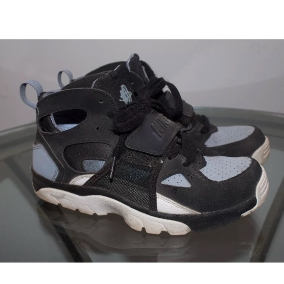 nike air trainer huarache cool blue